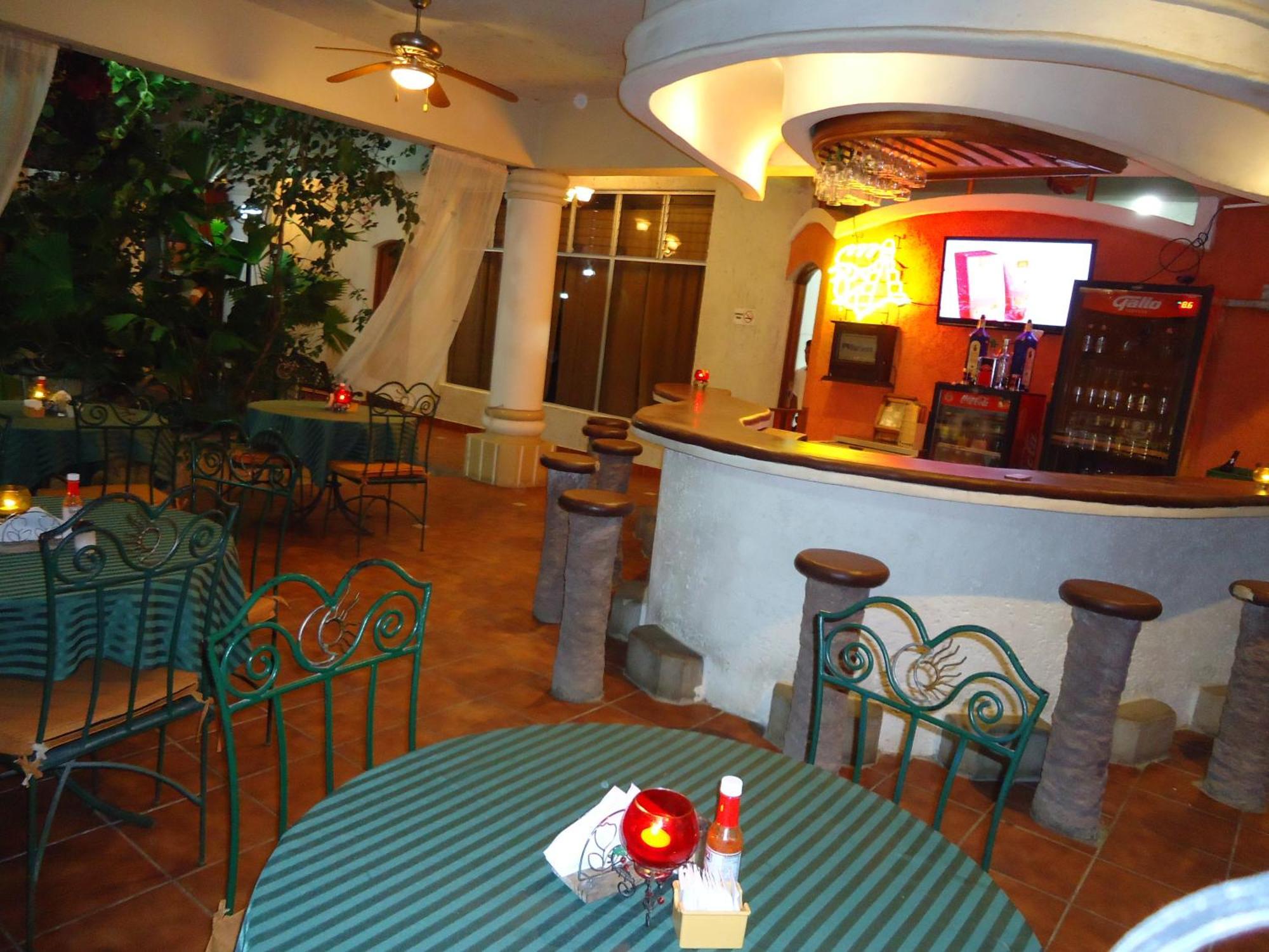 Hotel Quinta Maya Flores Exteriér fotografie